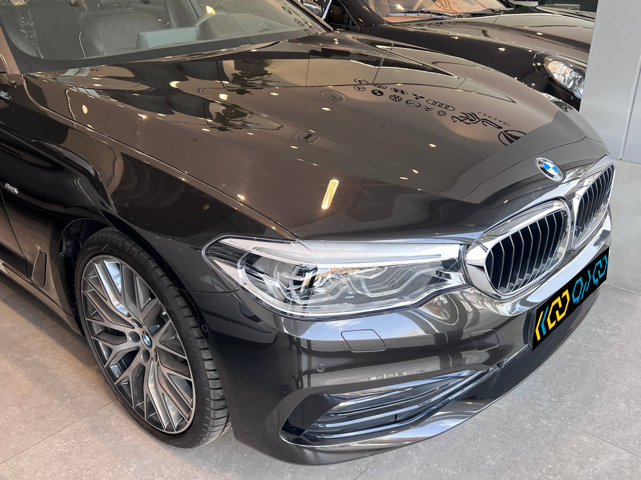 سری 5 سدان 530i