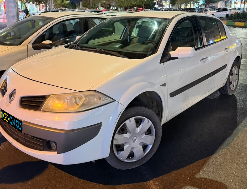 مگان مونتاژ 2000